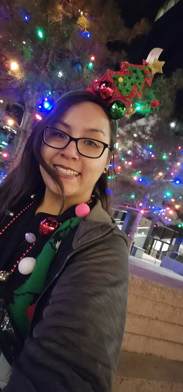 Happy Christmas Eve, Imgur! Wishing You a Joyful and Festive Holiday!