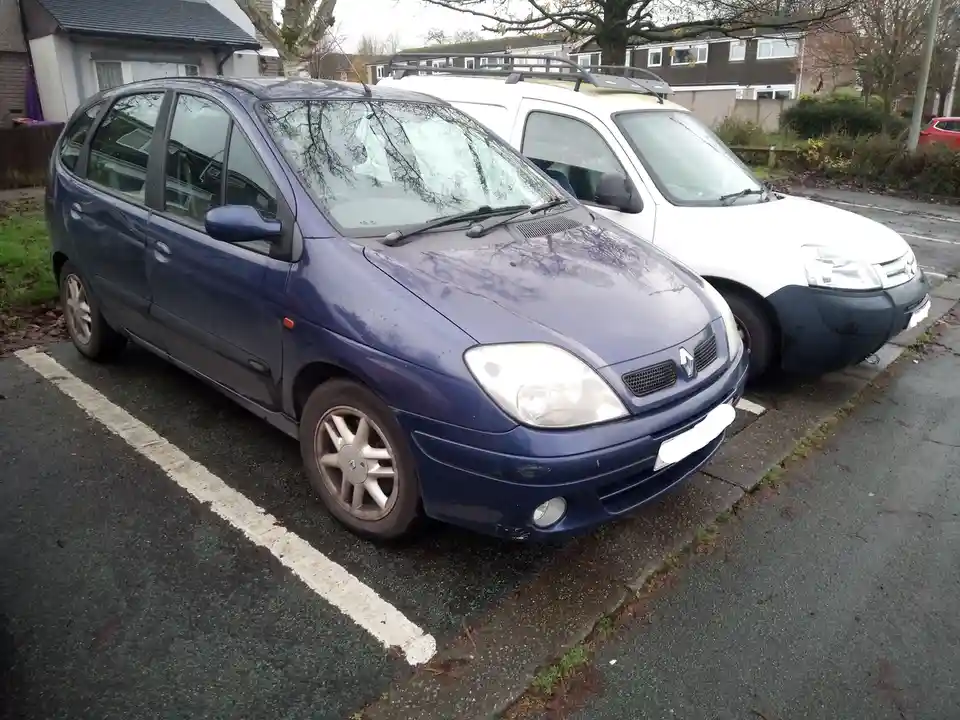 My daily ride: the reliable 2002 Renault Scenic.
