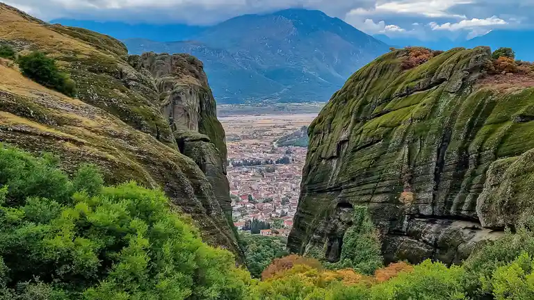 A celestial-looking monastery, Meteora's monuments are not falling stars, but ancient seabed sediments compressed 60 million…
