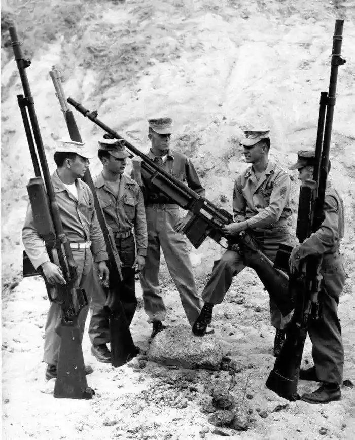 Massive Browning Automatic Rifles: WWII Training Aids Explained