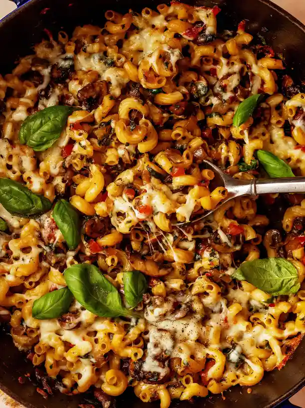 Mouthwatering Cheesy Veggie Pasta Recipe!