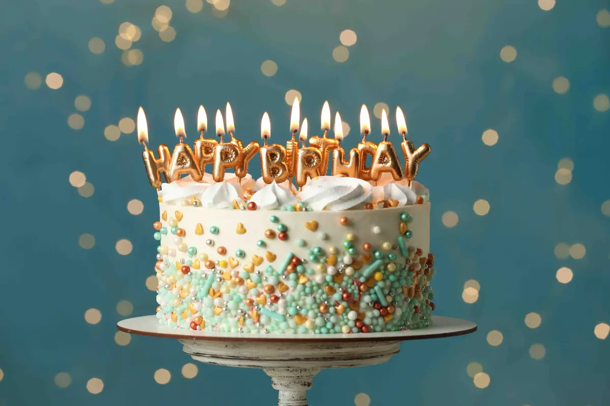 Cheers to Imgur on Its 16th Birthday Celebration!