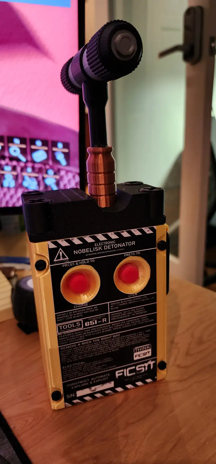 My very first Satisfactory print: The Nobelisk Detonator!