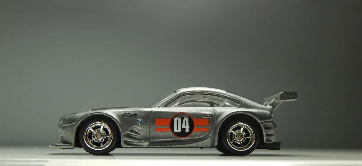 Revamped Hot Wheels BMW Z-4 with a Stylish Wheel Swap