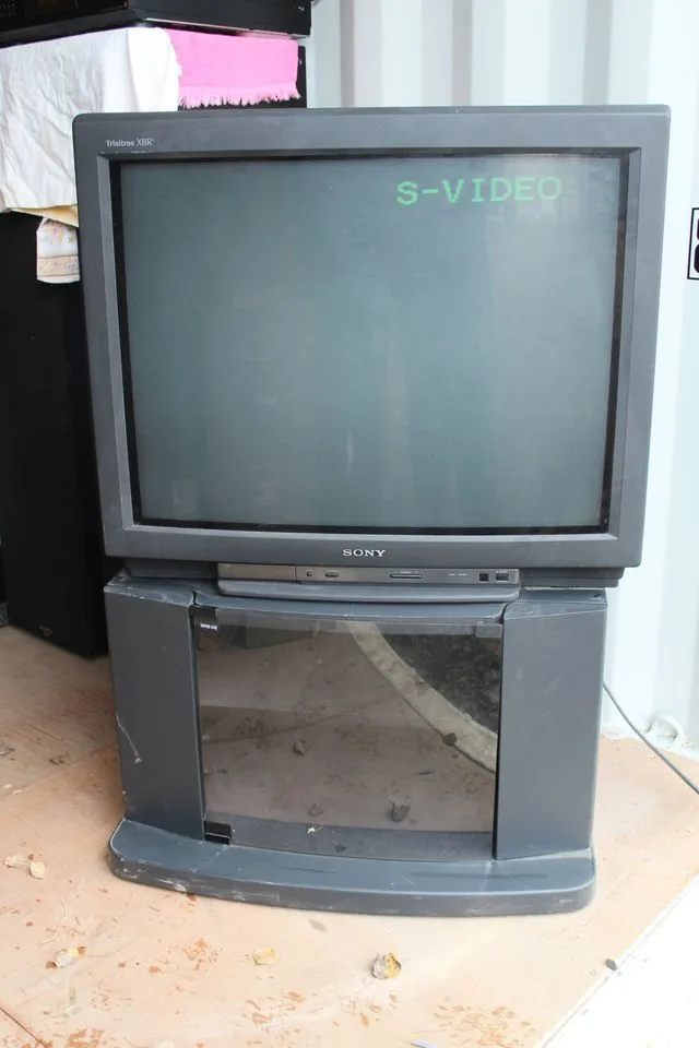 Throwback to the Sony 32" CRT TV (KV-32XBR90S) from October '92