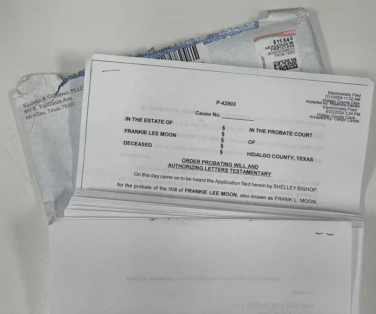 A stack of legal documents from Hidalgo County, Texas, concerning the estate of Frankie Lee Moon, with a court order for…