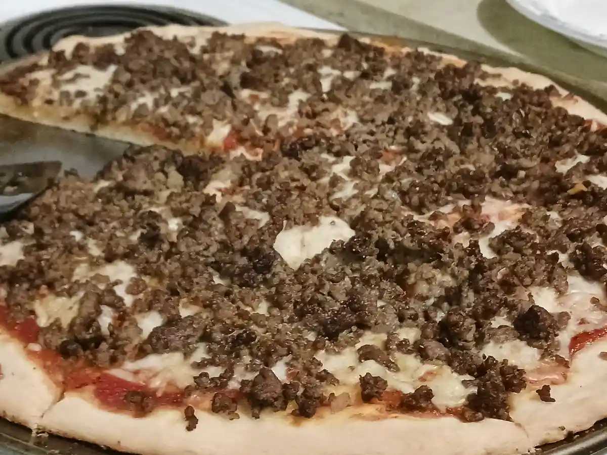 Delicious Homemade Pizza Creation!