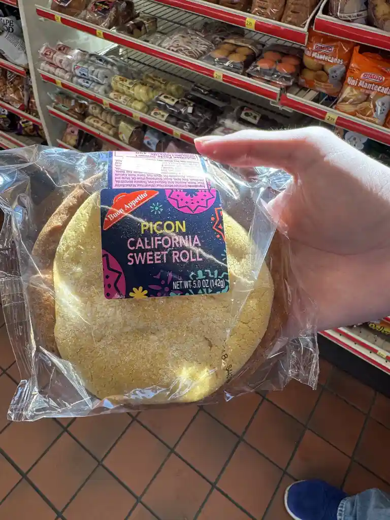 Sweet Rolls: Now a Delight Beyond Skyrim's Borders!