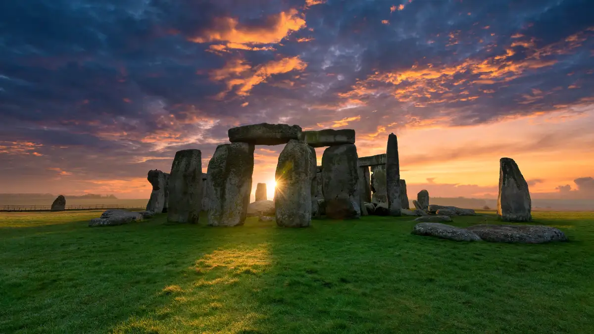 On Salisbury Plain, the enigmatic Stonehenge stands, its 5,000-year-old stones still shrouded in mystery. One intriguing…