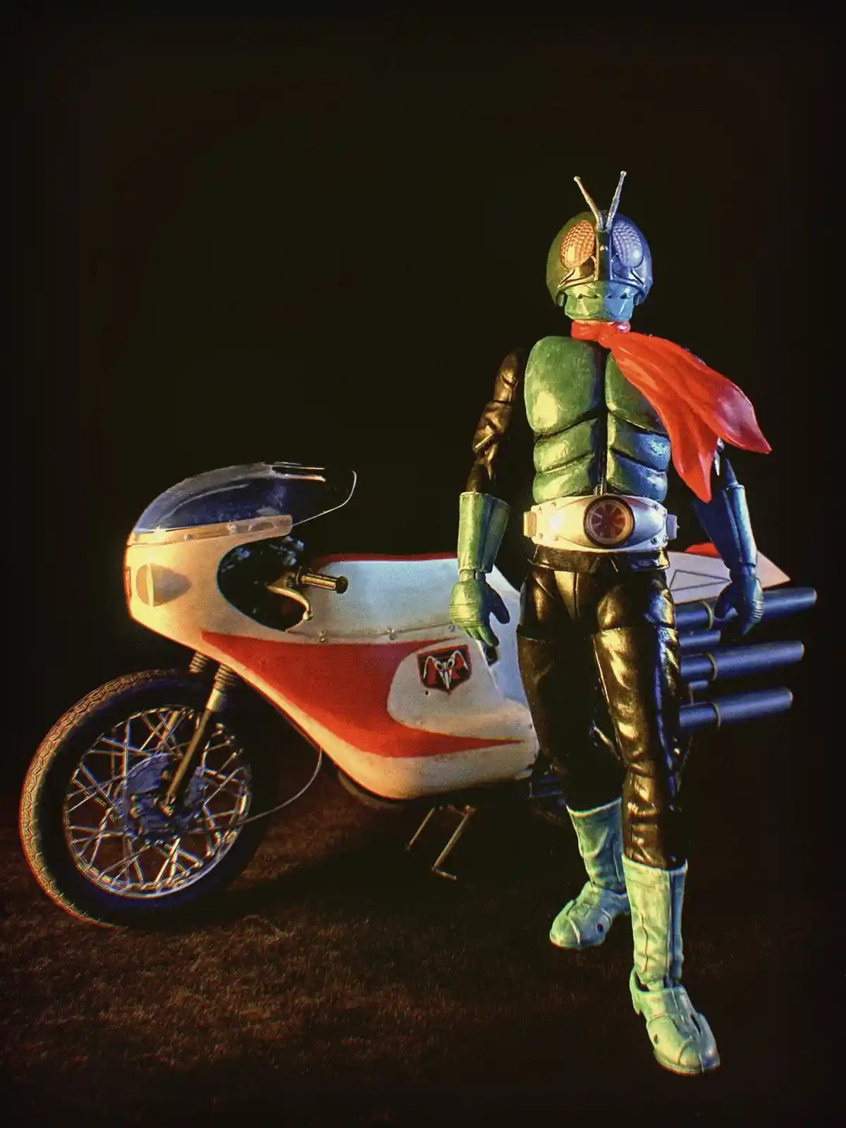 Epic Showdown: Cyclone vs. Kamen Rider 1