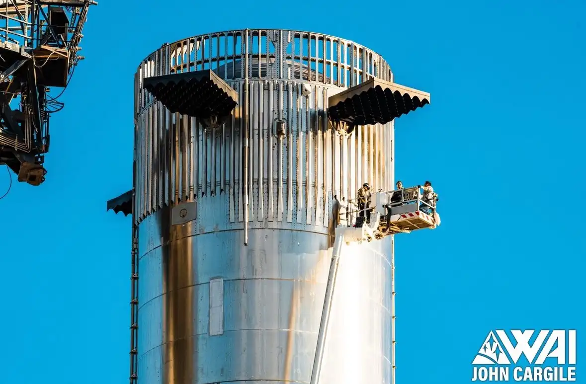 Behind the Scenes with Workers on a SpaceX Booster