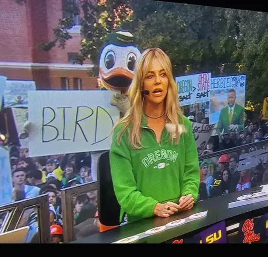Sweet Dee: The Star of the Show