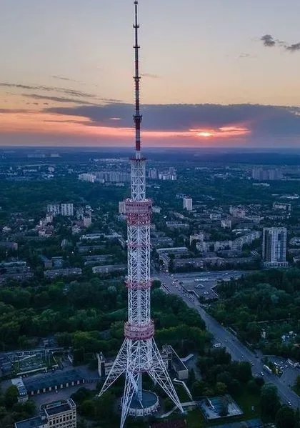 The Marvel of the Supertall Tower